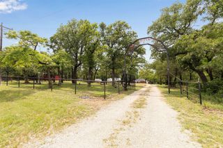 7698 Fm 920, Poolville, TX 76487