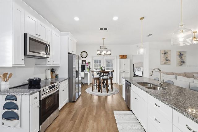 1043 KELLY CREEK CIRCLE, Oviedo, FL 32765