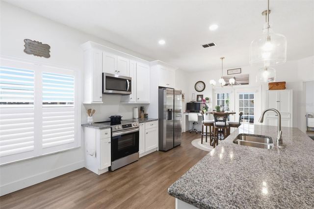 1043 KELLY CREEK CIRCLE, Oviedo, FL 32765