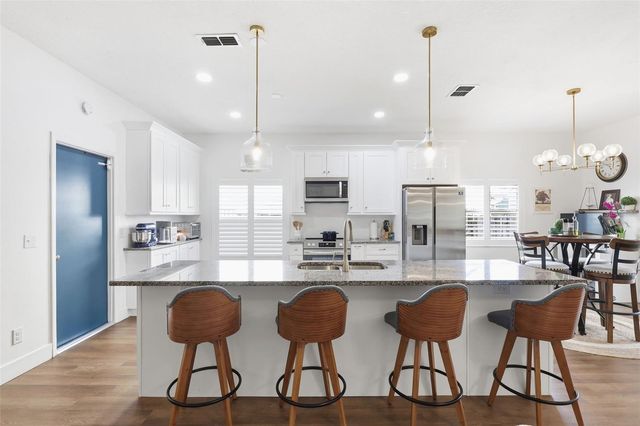 1043 KELLY CREEK CIRCLE, Oviedo, FL 32765