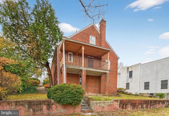 3701 CAMDEN ST SE, Washington, DC 20020