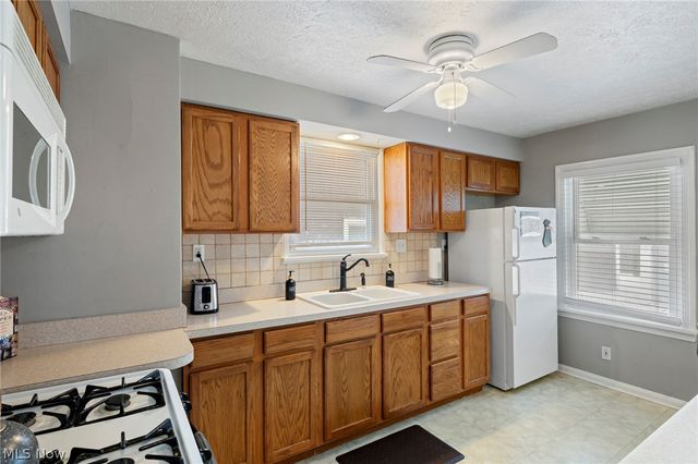 130 E 191st Street, Euclid, OH 44119