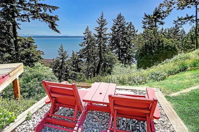 620 Moe Road, Camano Island, WA 98282