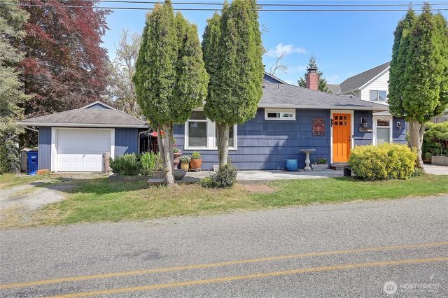 620 Moe Road, Camano Island, WA 98282