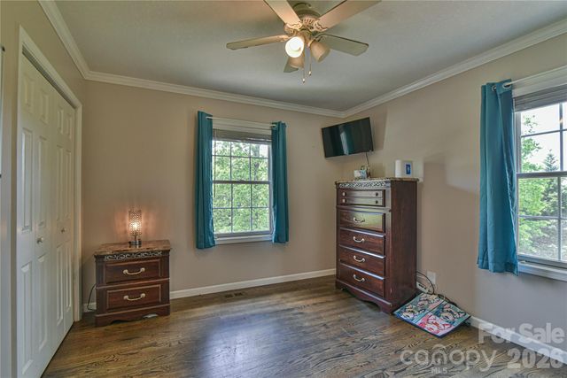 116 Kay Road, Flat Rock, NC 28731