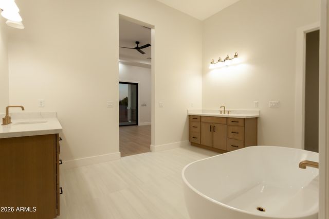 3782 E Weston Lane, San Tan Valley, AZ 85140