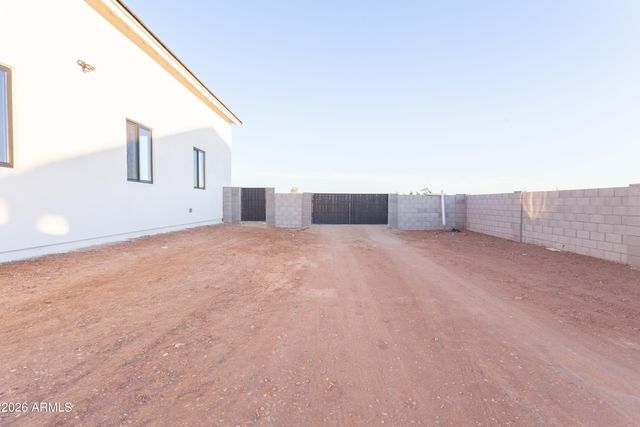 3782 E Weston Lane, San Tan Valley, AZ 85140