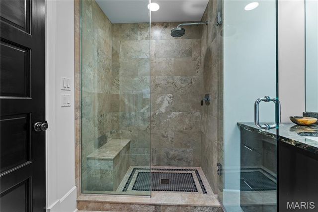 60 Brighton Way 3S, Clayton, MO 63105