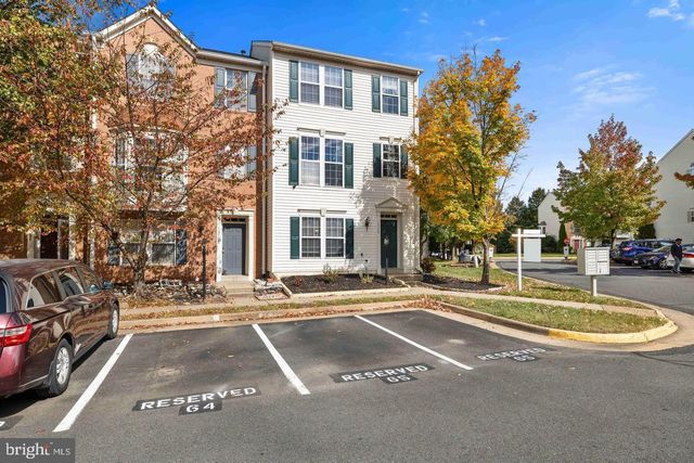 13700 BARKSDALE DR, Herndon, VA 20171