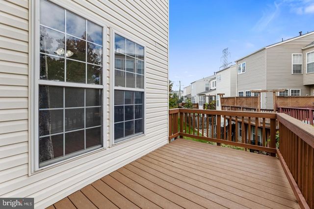 13700 BARKSDALE DR, Herndon, VA 20171