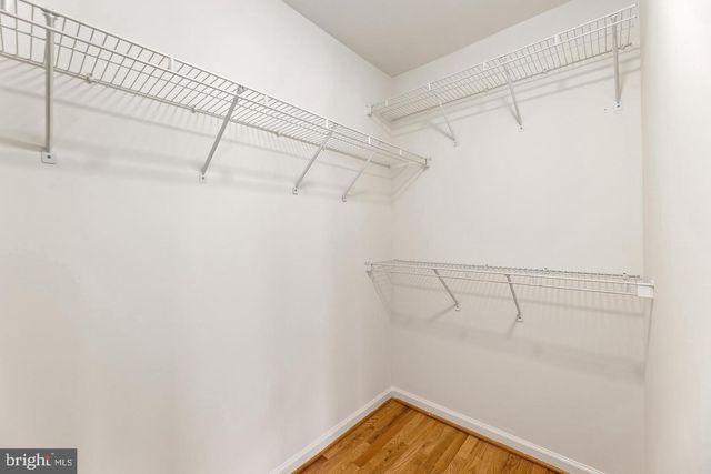 13700 BARKSDALE DR, Herndon, VA 20171