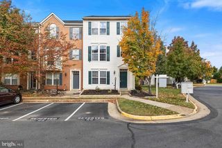 13700 BARKSDALE DR, Herndon, VA 20171