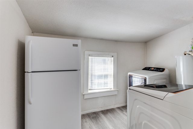 4812 Calmont Avenue, Fort Worth, TX 76107