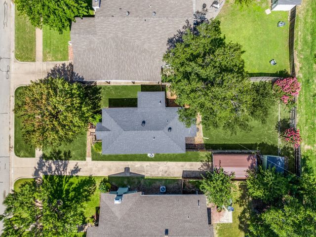 4812 Calmont Avenue, Fort Worth, TX 76107