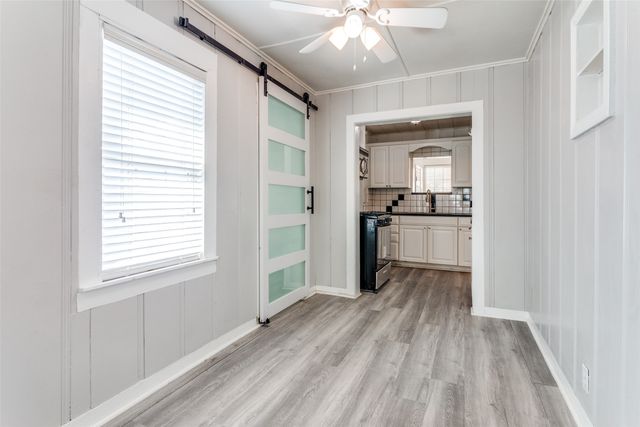 4812 Calmont Avenue, Fort Worth, TX 76107