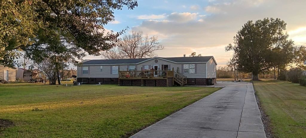 516 Aragon Road, Montegut, LA 70377