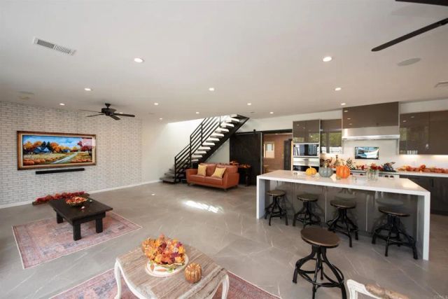 17892 Creciente Way, Rancho Bernardo (san Diego), CA 92127