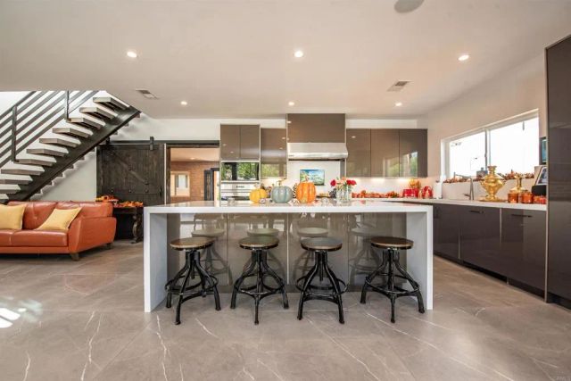 17892 Creciente Way, Rancho Bernardo (san Diego), CA 92127