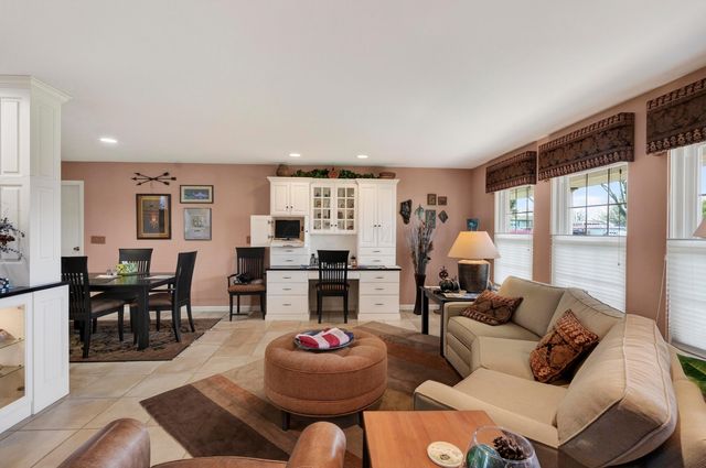 4 Brookside Court, Washington Court House, OH 43160