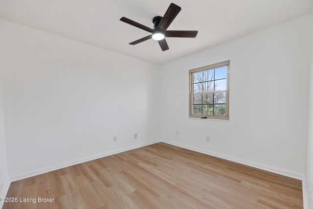 10810 Dorton Dr, Louisville, KY 40272