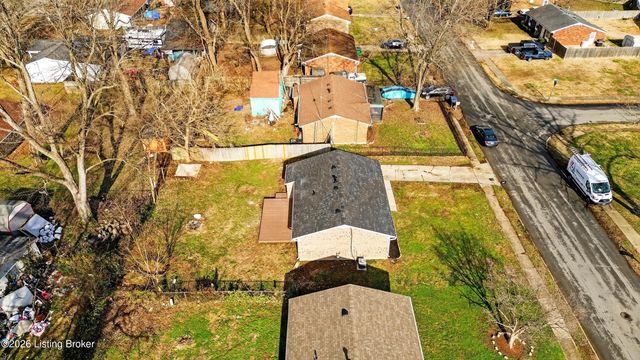 10810 Dorton Dr, Louisville, KY 40272