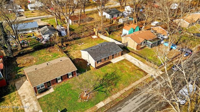 10810 Dorton Dr, Louisville, KY 40272