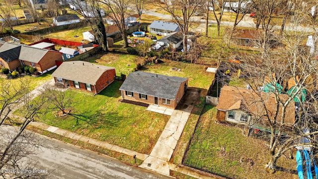 10810 Dorton Dr, Louisville, KY 40272