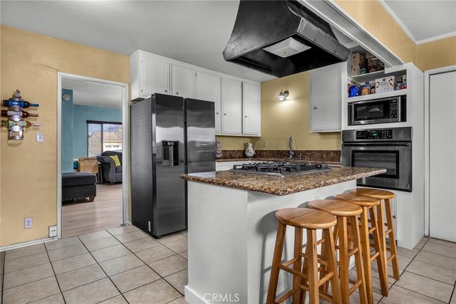 1700 W Raymond Street, Compton, CA 90220