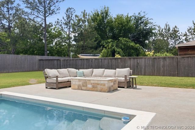 3254 W 113th Street S, Jenks, OK 74037