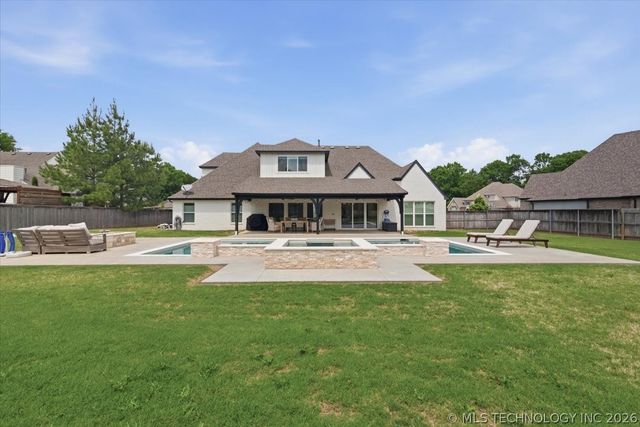 3254 W 113th Street S, Jenks, OK 74037