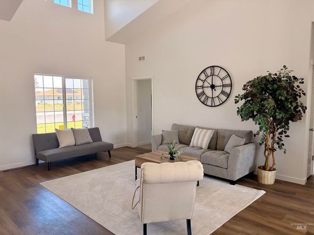 751 Waveland Avenue, Filer, ID 83328