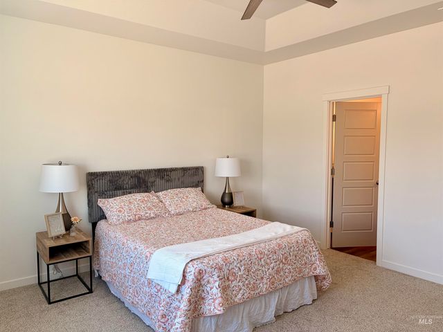 751 Waveland Avenue, Filer, ID 83328