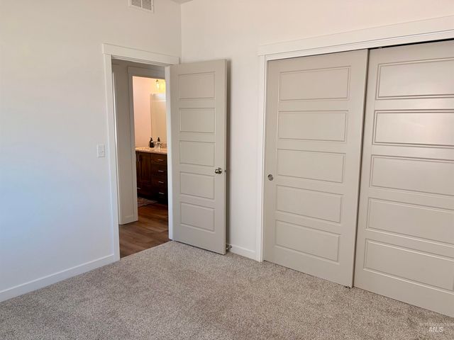 751 Waveland Avenue, Filer, ID 83328
