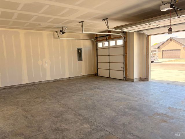 751 Waveland Avenue, Filer, ID 83328