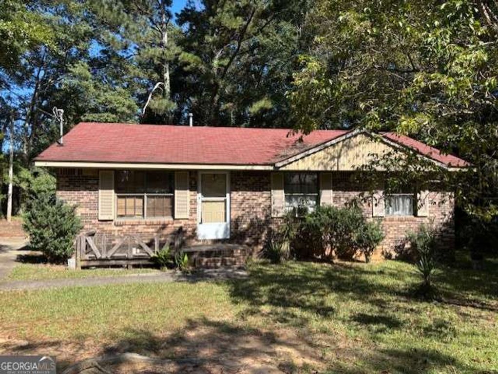 1061 Porter Drive, Elberton, GA 30635