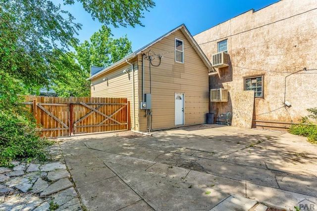 321-323 E Northern Ave, Pueblo, CO 81006