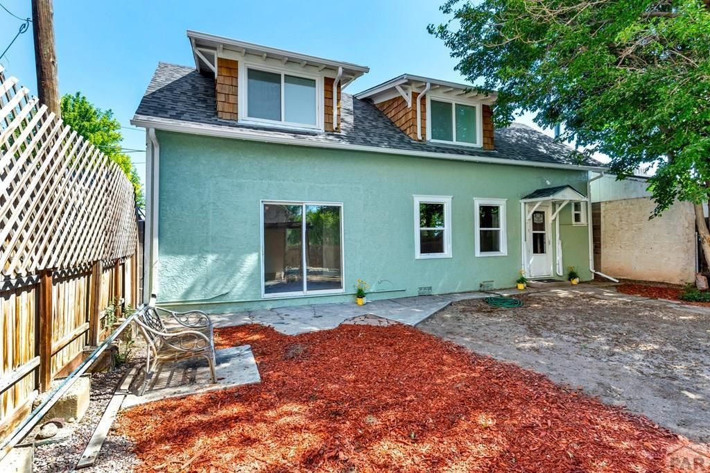 321-323 E Northern Ave, Pueblo, CO 81006