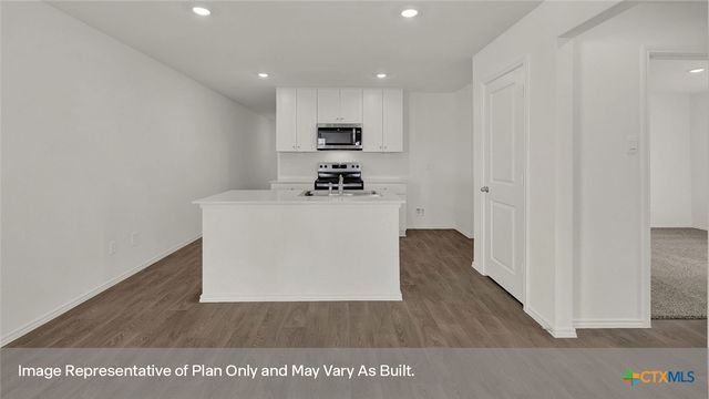 490 LOW PASTURE Trail, Maxwell, TX 78656