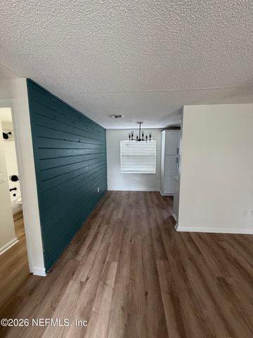 7539 WALDEN Road, Jacksonville, FL 32244