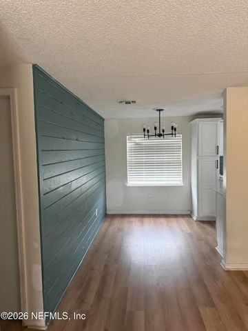 7539 WALDEN Road, Jacksonville, FL 32244