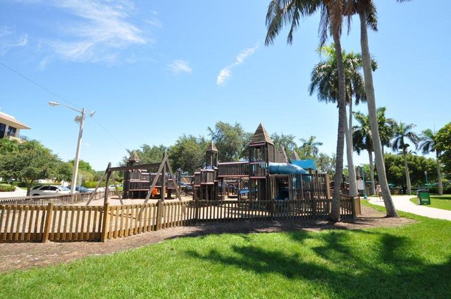 122 Andrews Avenue C, Delray Beach, FL 33483