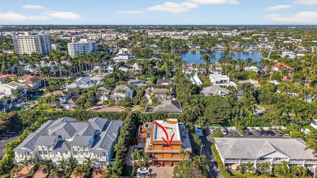 122 Andrews Avenue C, Delray Beach, FL 33483