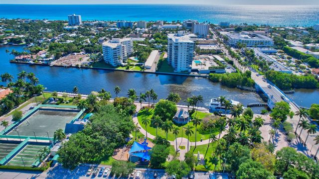 122 Andrews Avenue C, Delray Beach, FL 33483