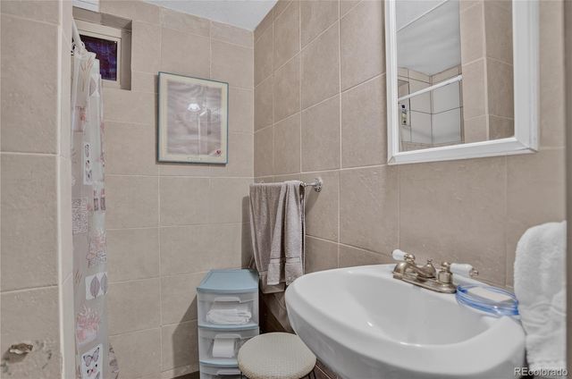6861 Ivy Street, Commerce City, CO 80022