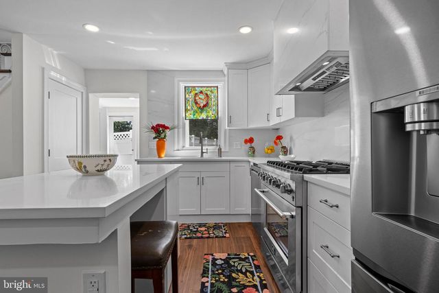 1500 W CHESTER PIKE, Havertown, PA 19083
