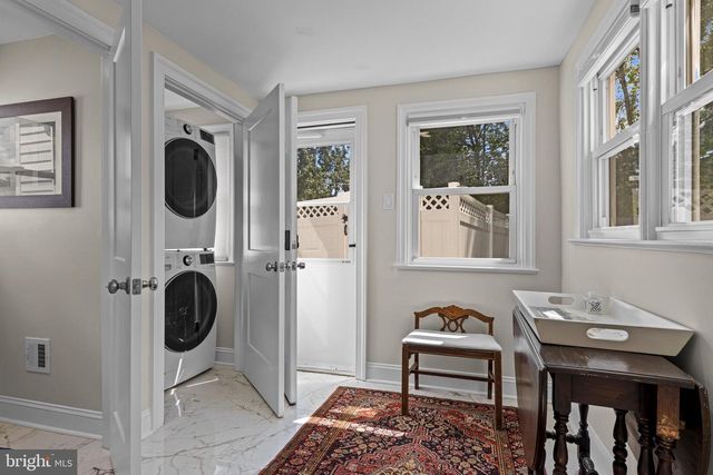 1500 W CHESTER PIKE, Havertown, PA 19083