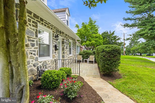 1500 W CHESTER PIKE, Havertown, PA 19083