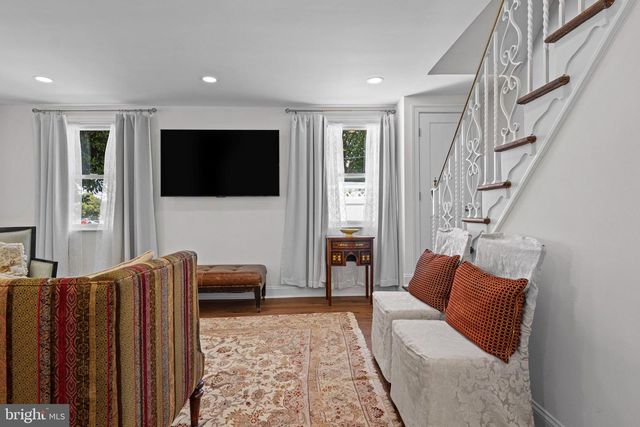 1500 W CHESTER PIKE, Havertown, PA 19083
