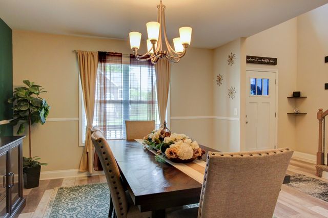 1088 Fuji Ln, Clarksville, TN 37040