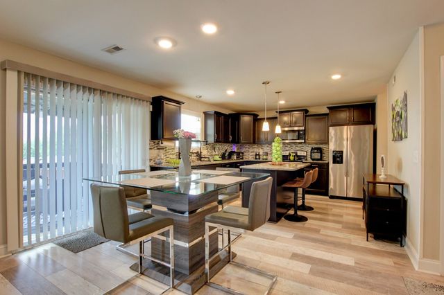 1088 Fuji Ln, Clarksville, TN 37040
